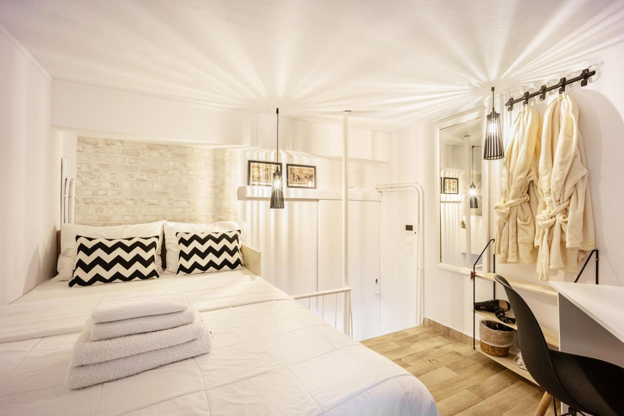 Acropolis Elegant Maisonette By Lodgespot Афіни Екстер'єр фото