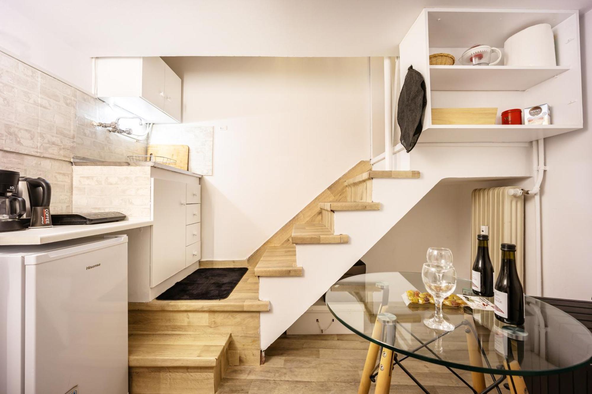 Acropolis Elegant Maisonette By Lodgespot Афіни Екстер'єр фото